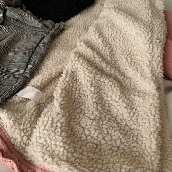 missguided Pink Borg Lined Denim Jacket - Picture 4 of 8